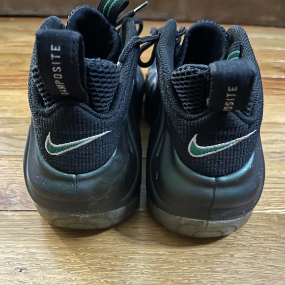 Nike Foamposite Pine Green - Picture 5 of 7